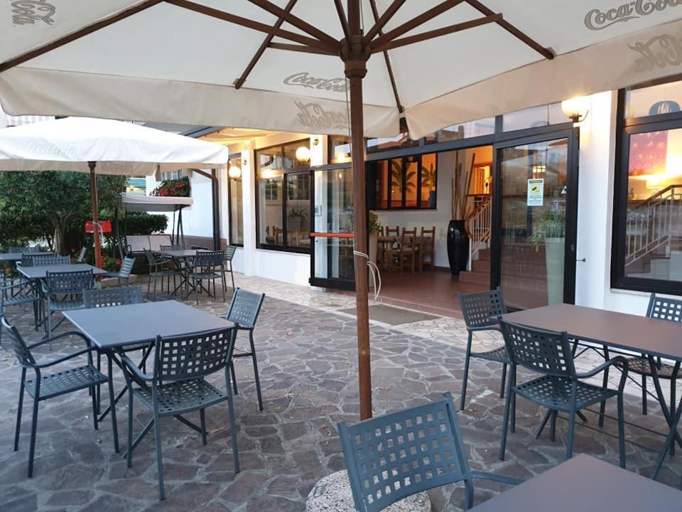 Hotel La Favorita Peschiera del Garda Eksteriør bilde